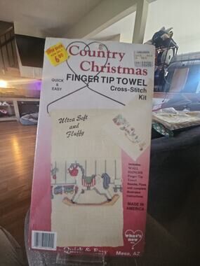Country Christmas Cross Stitch Kit Finger Tip Towel Quick And Easy Kit New